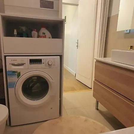 Brand-new Luxury Spacious With Balcony